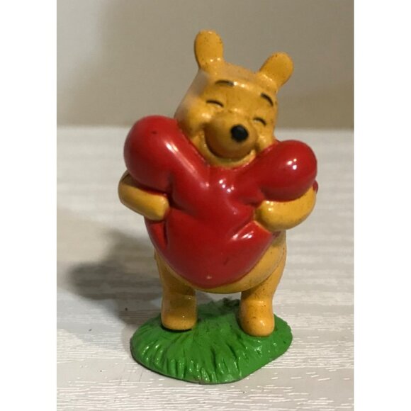 Disney Winnie The Pooh Miniature Figurine Holding Heart 1.5" Tall - Picture 6 of 6
